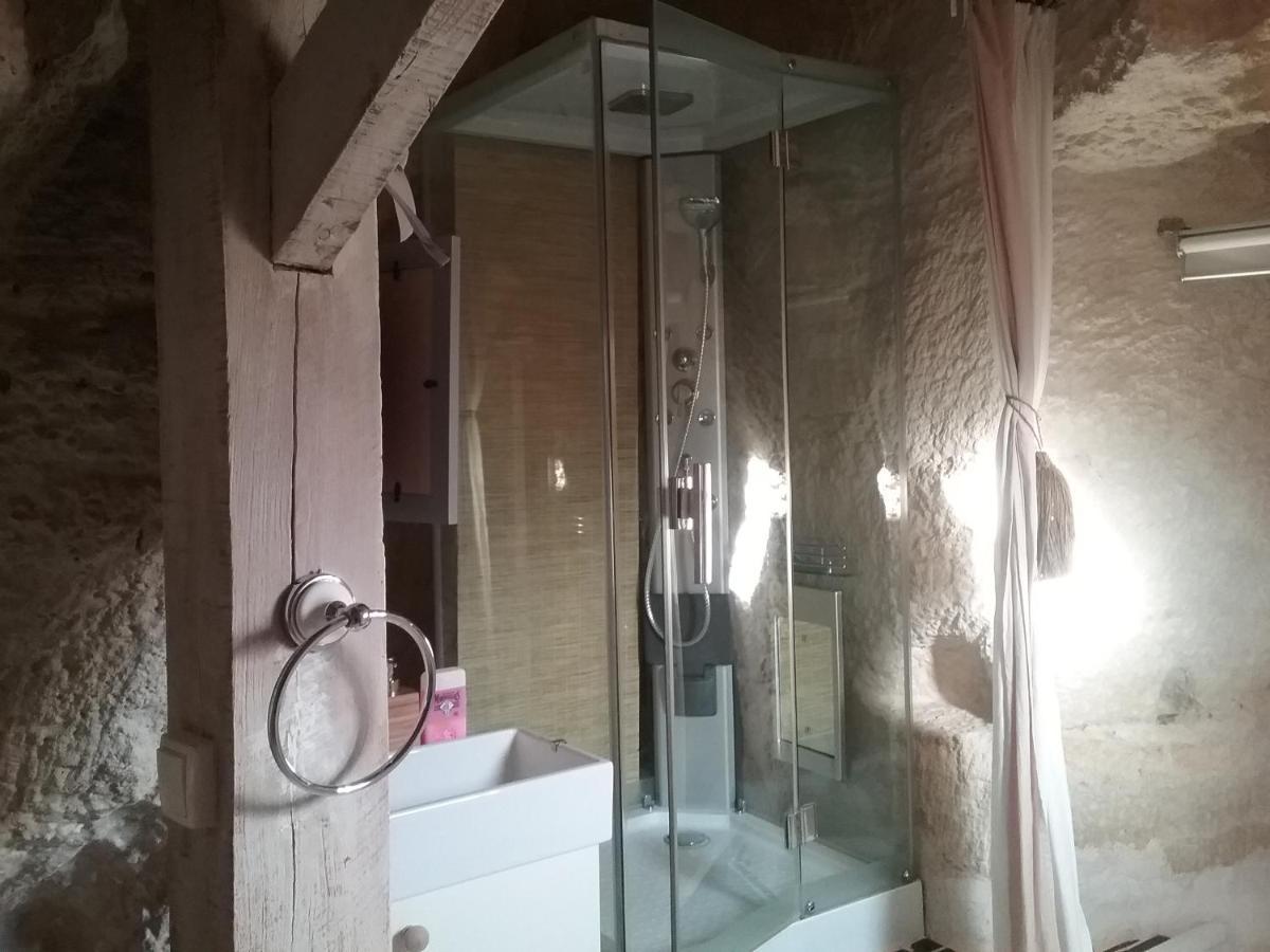 Troglodyte Loft Bed & Breakfast Thore-la-Rochette Bagian luar foto