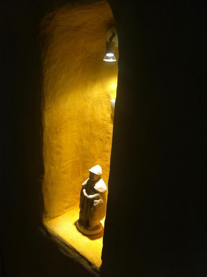 Troglodyte Loft Bed & Breakfast Thore-la-Rochette Bagian luar foto